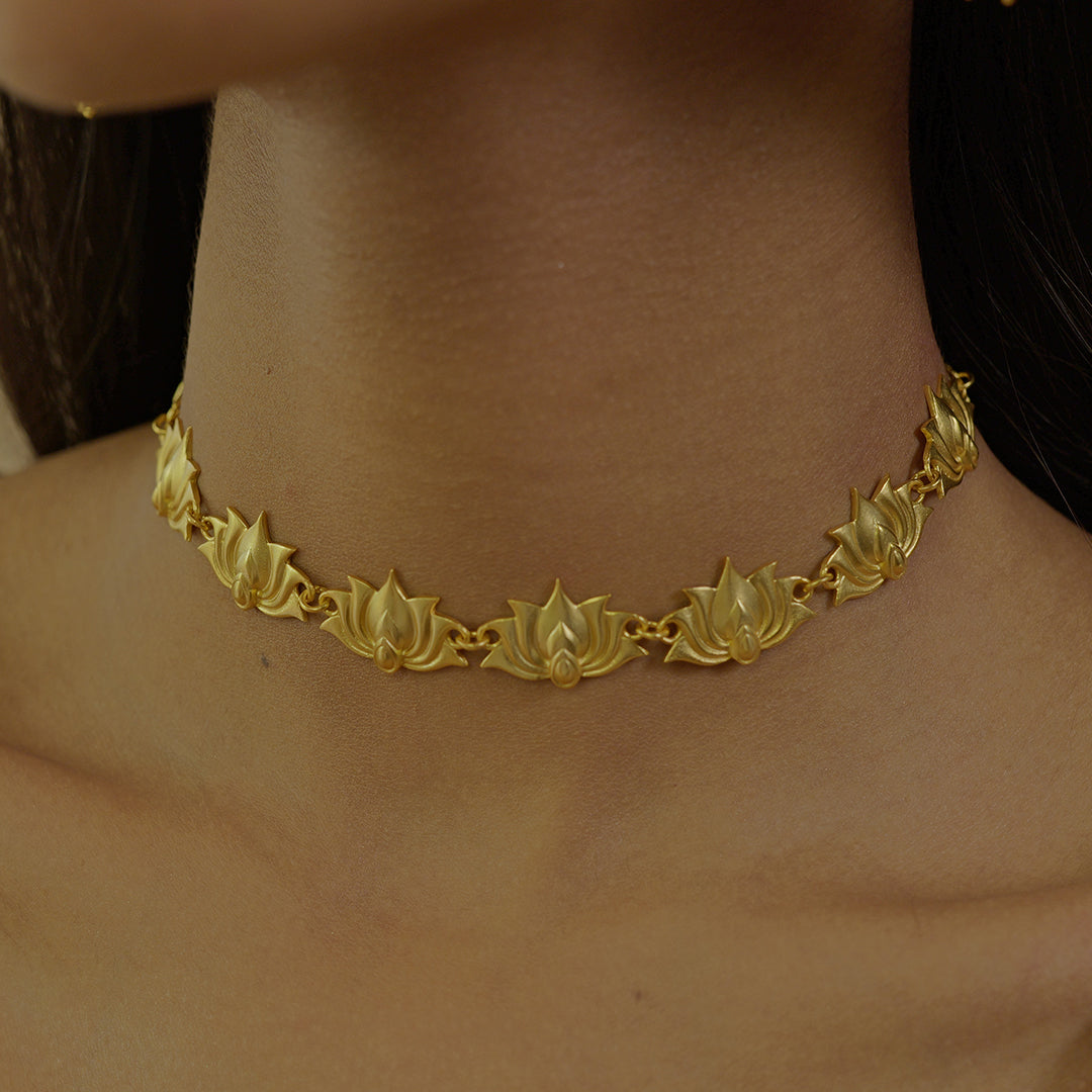 Daily Reminder Lotus Power Layers(Set of 2 Necklaces)