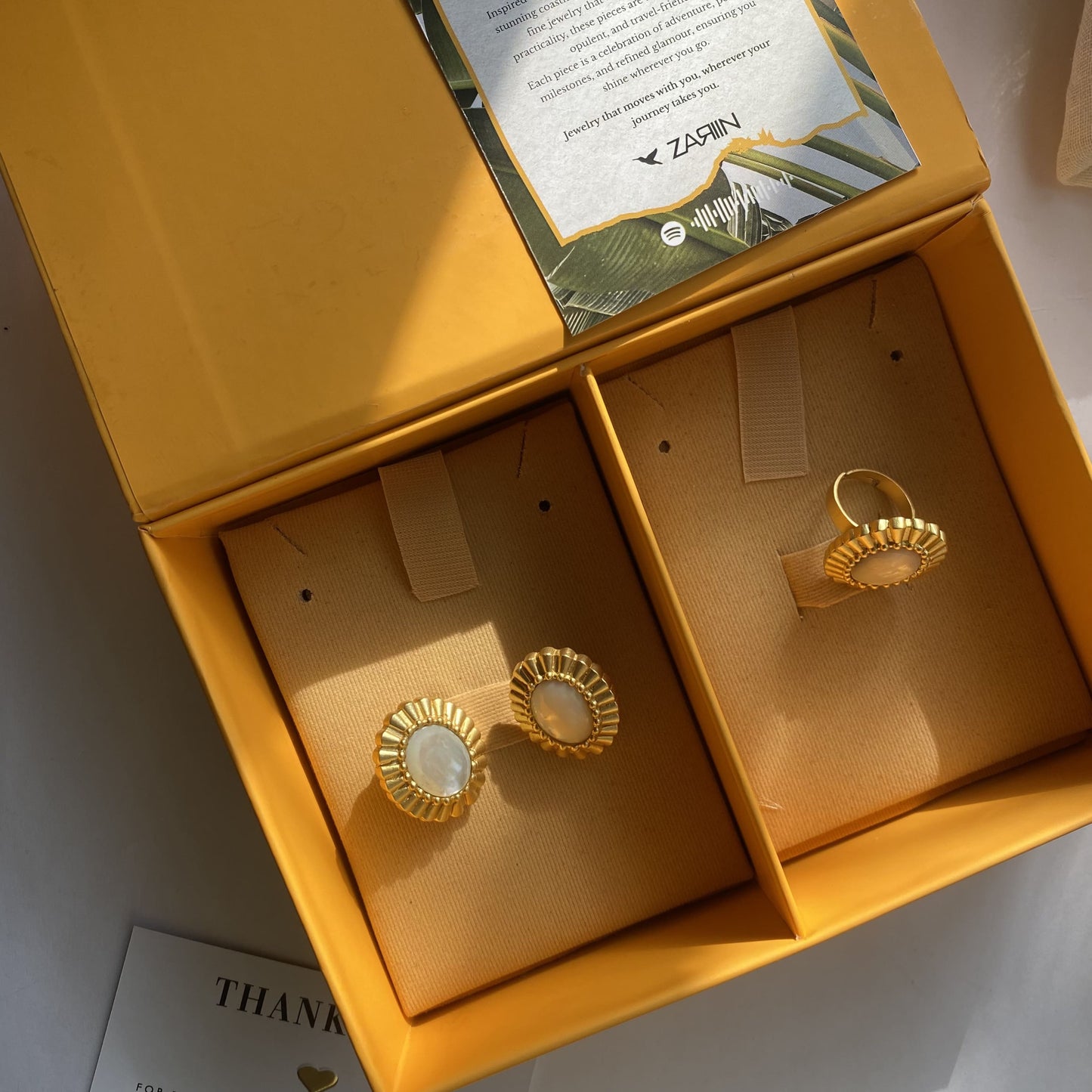 Sunny Getaway Gift Set