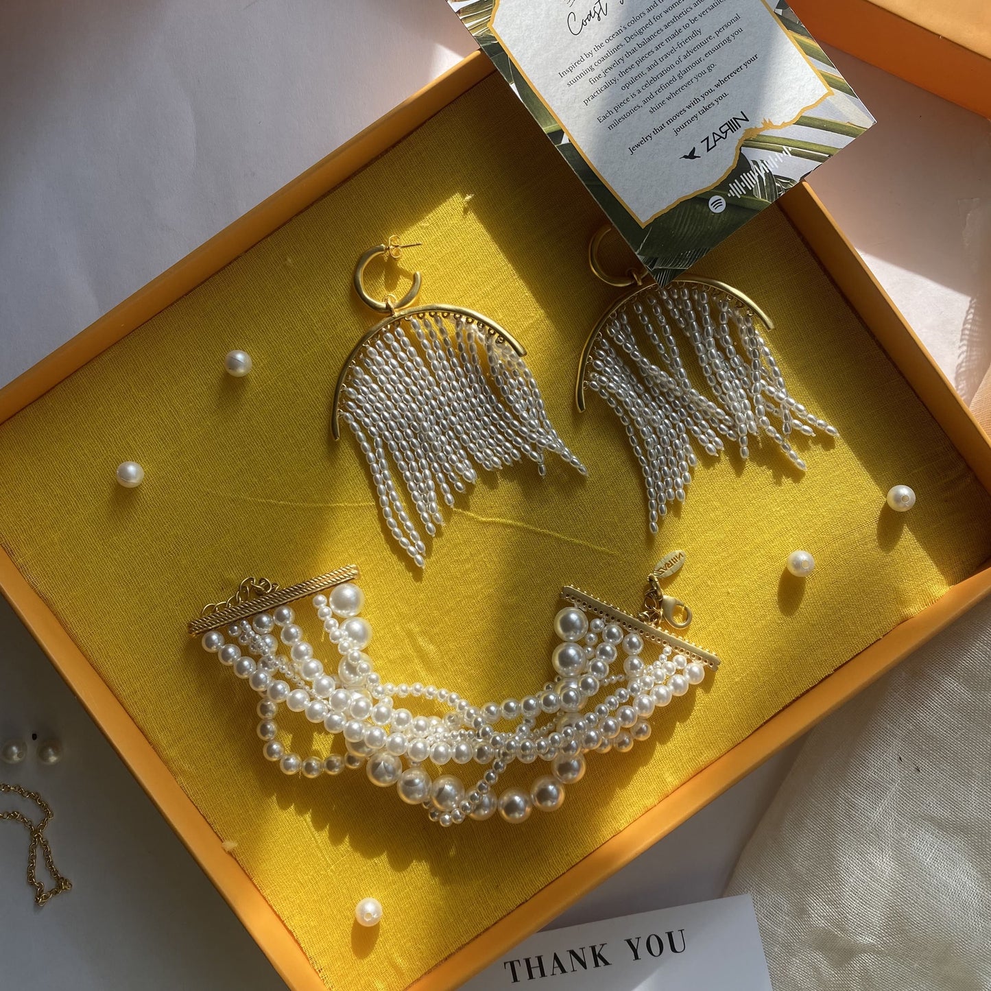 Pearl Drapes Gift Box