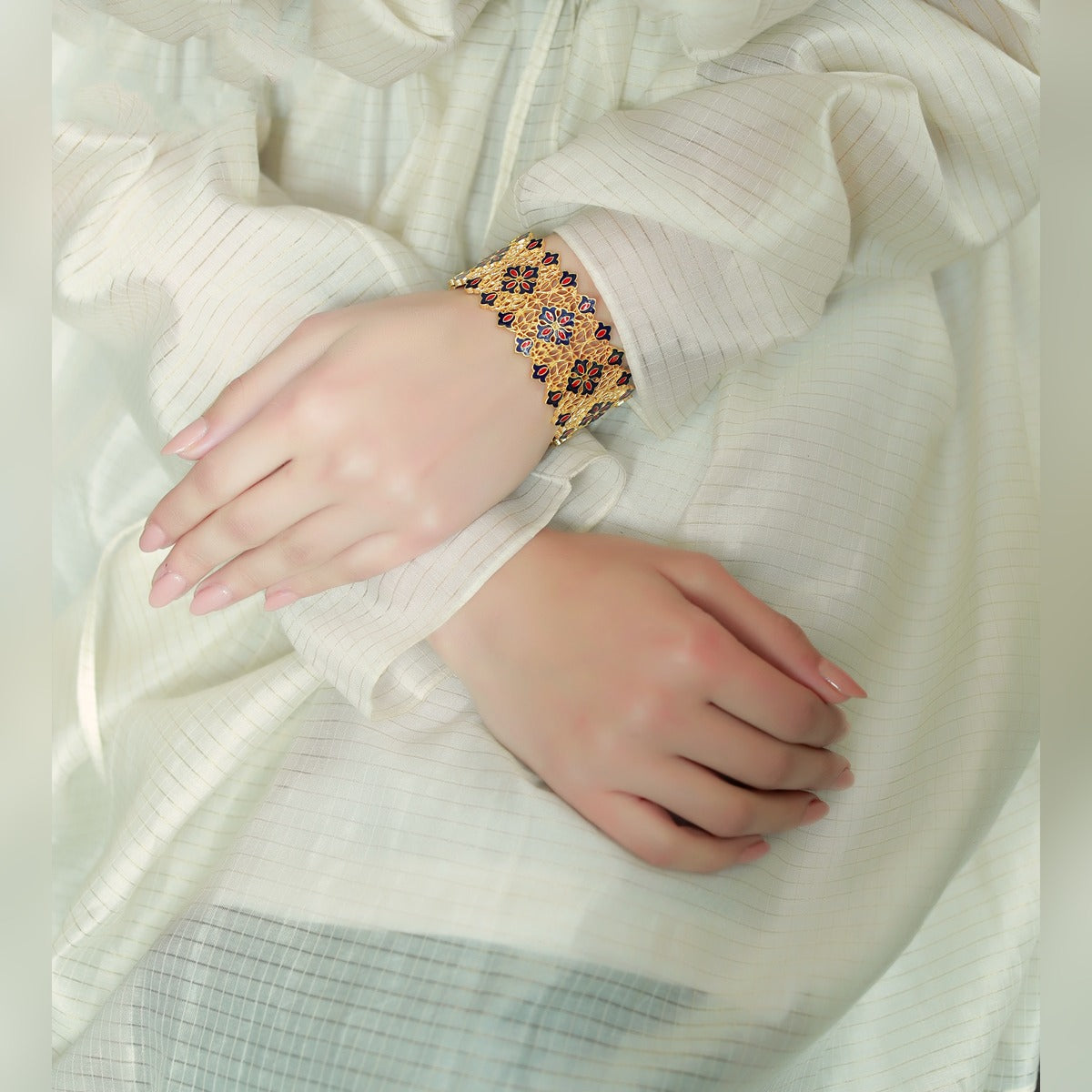 Floral Traces Bangle