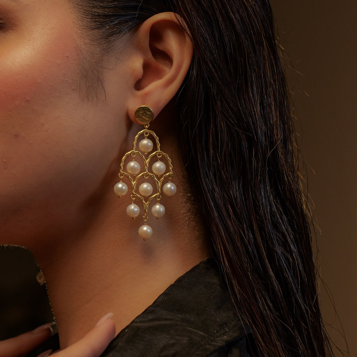 Dancing Queen Pearl Earrings