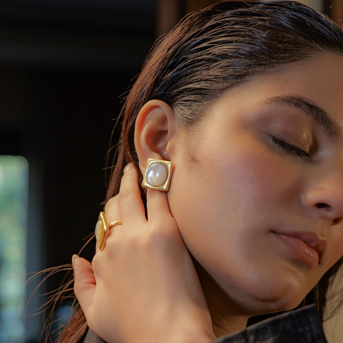 Live it Up Stud Earrings