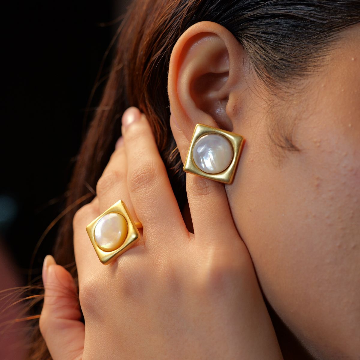 Live it Up Stud Earrings