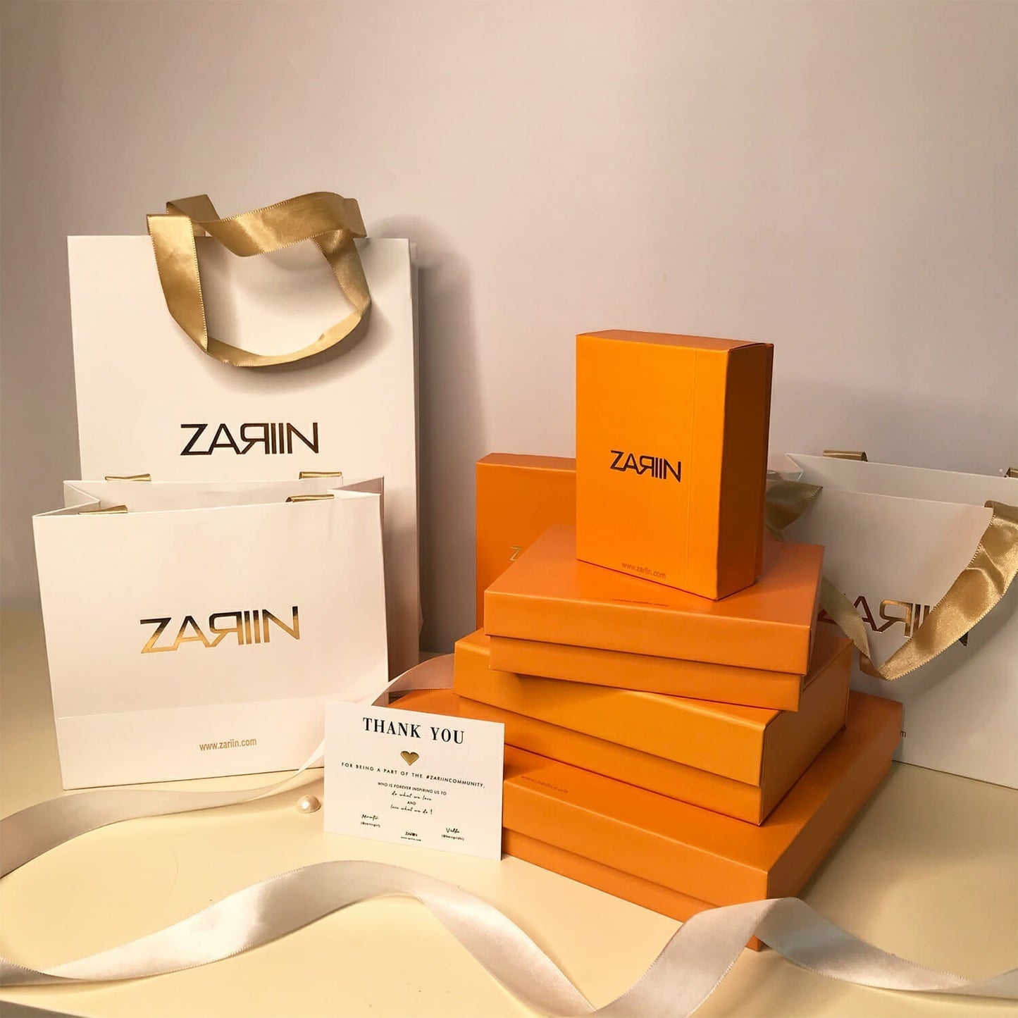 Roaring to Go Gift Box