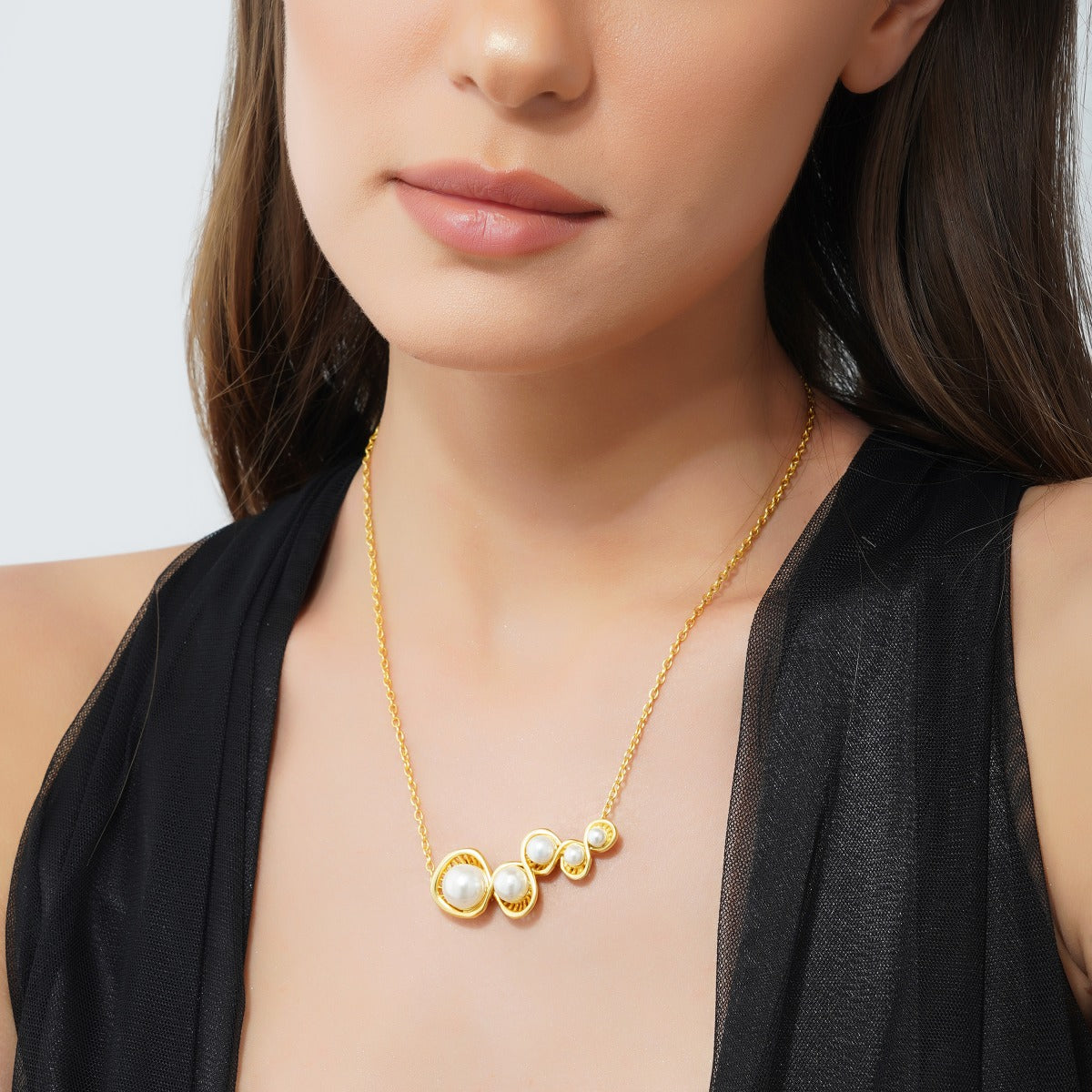 Power Pearl Pendant Necklace
