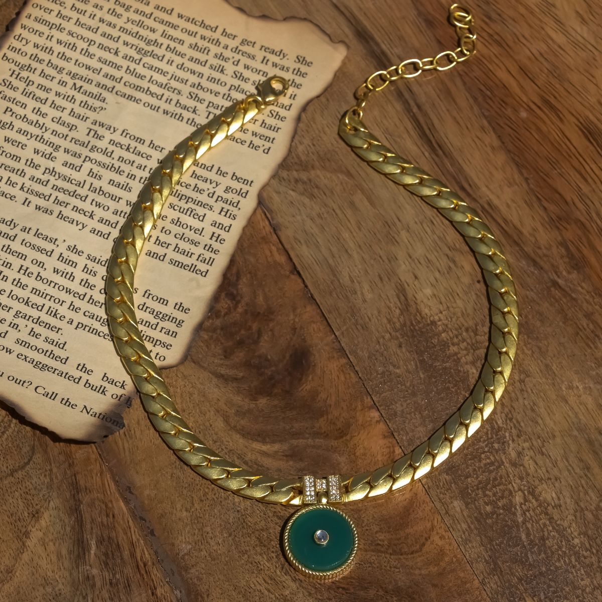 Modern Begum Green Onyx Link Necklace