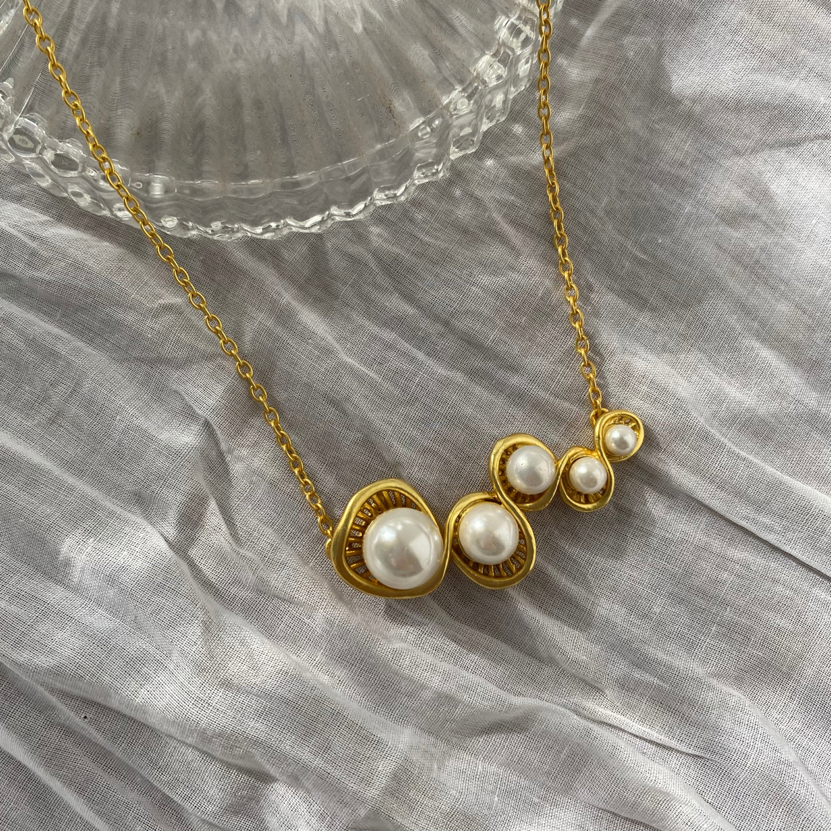 Power Pearl Pendant Necklace