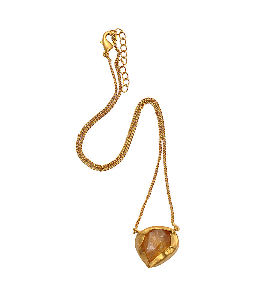A Touch of Citrine Stone Gold Necklace