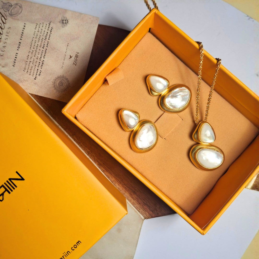 Poised Tumbles Gift Set with Pearls
