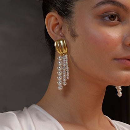 Scent of the Sea Pearl Earrings