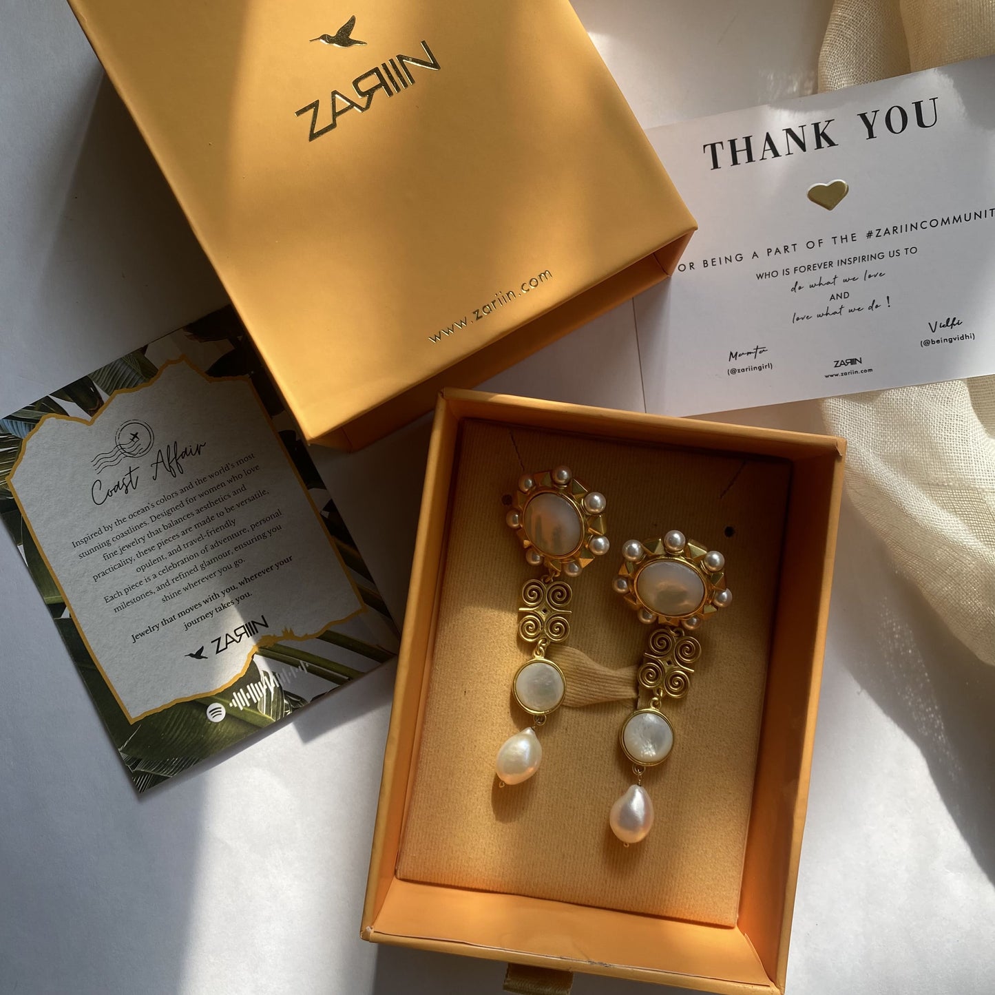 Souvenirs of Style Statement Earrings