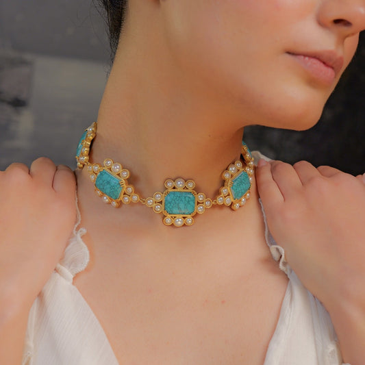 Santorini Chase Necklace