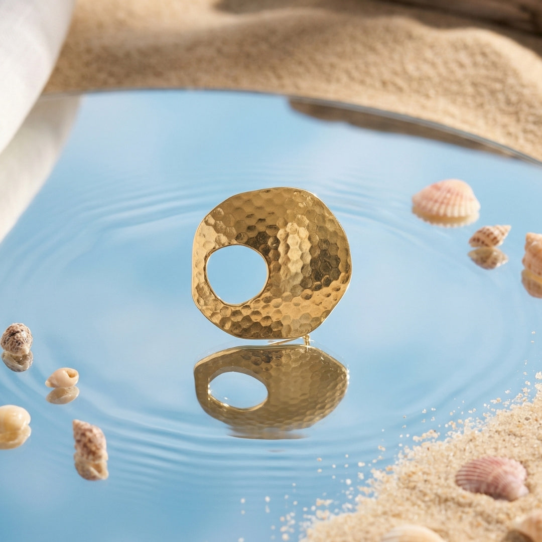 Soul in Gold Brooch