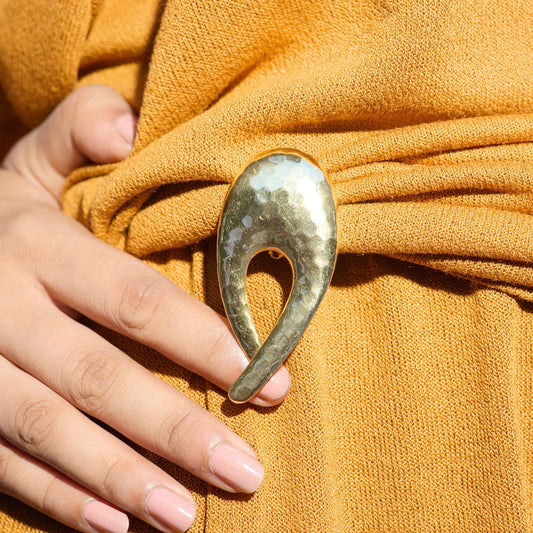 Gold Loop Brooch