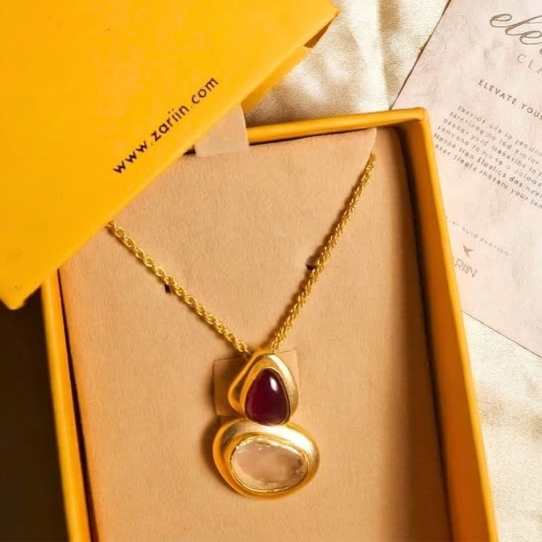 Blushing Poise Pendant Necklace with Pearls