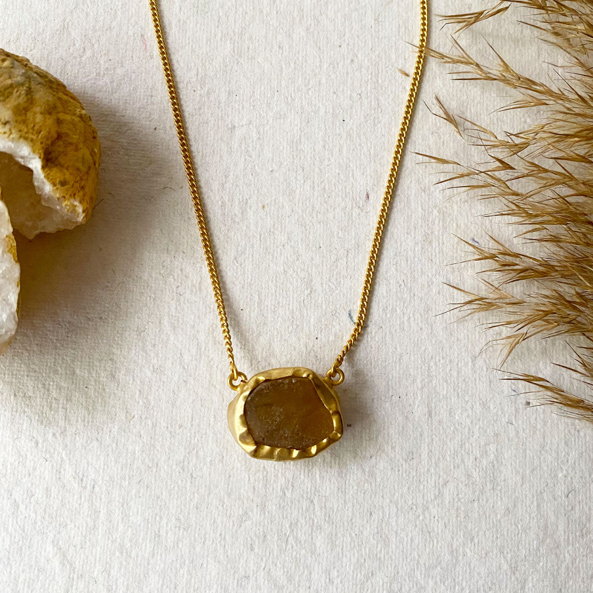 A Touch of Citrine Stone Gold Necklace