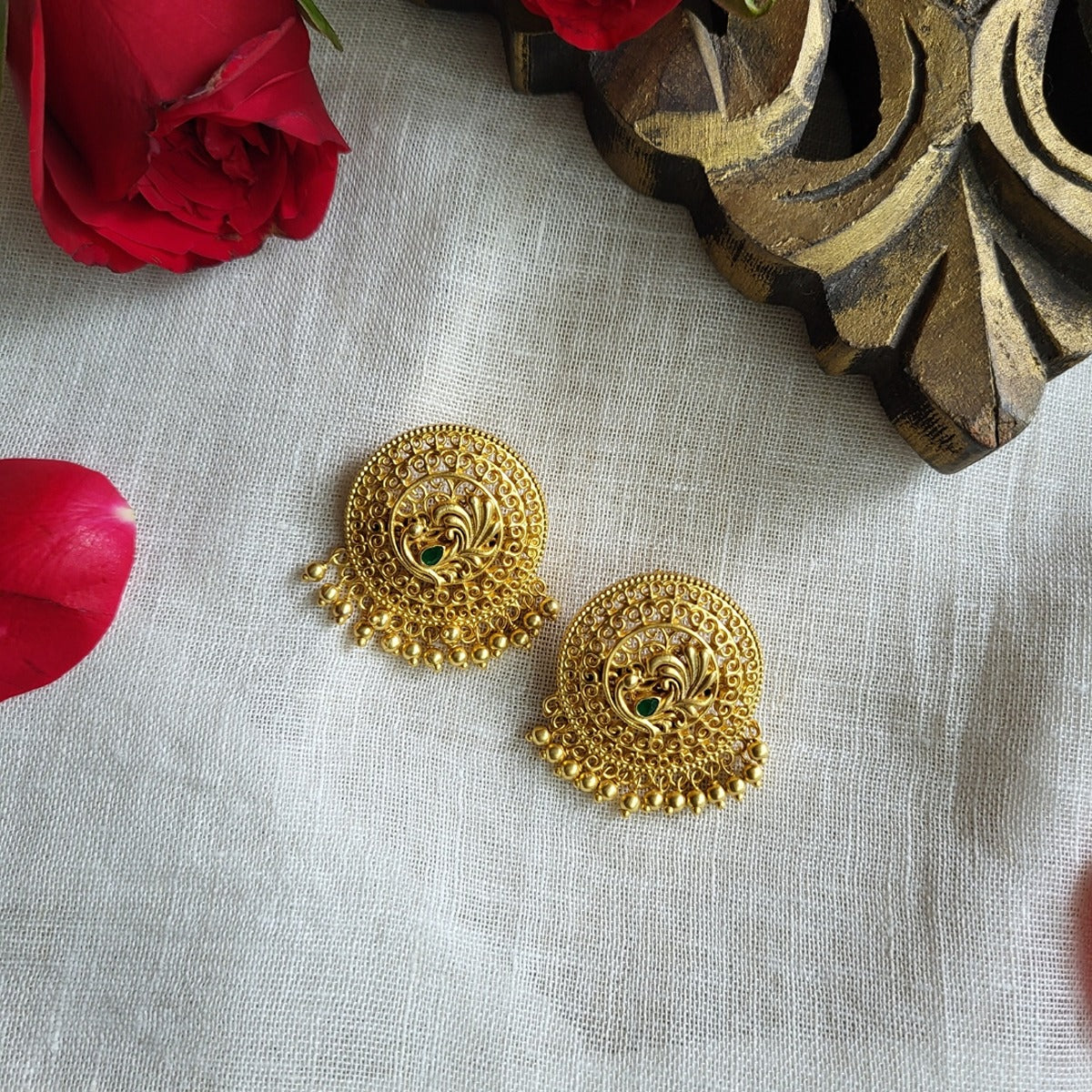 Majestic Mor Stud Earrings