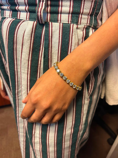 Vintage Solitaire antique gold tennis bracelet, everyday desk styling