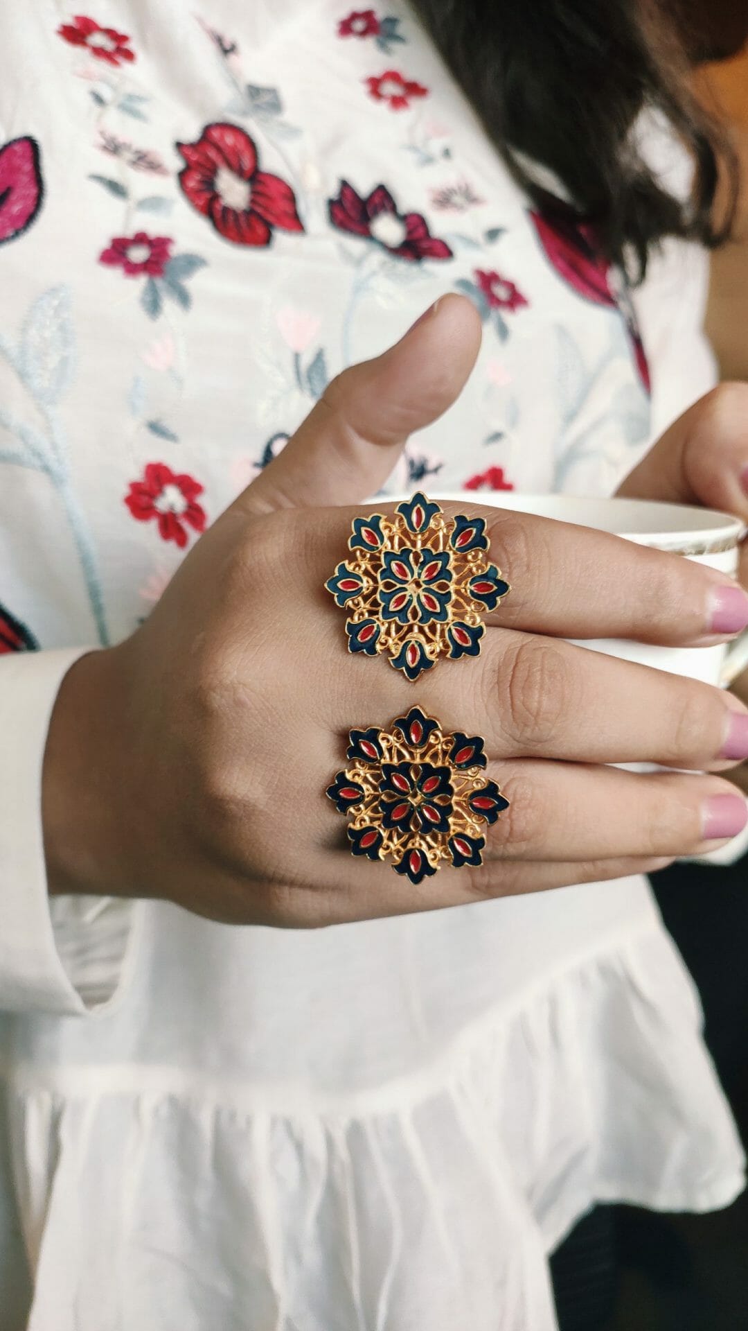 Floral Flashback Ring Zariin International