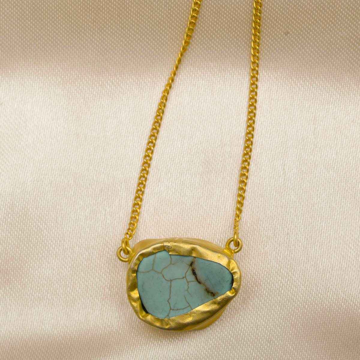 A Touch of Turquoise Stone Gold Necklace