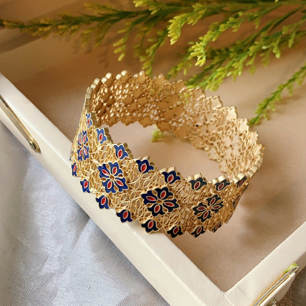 Floral Traces Bangle