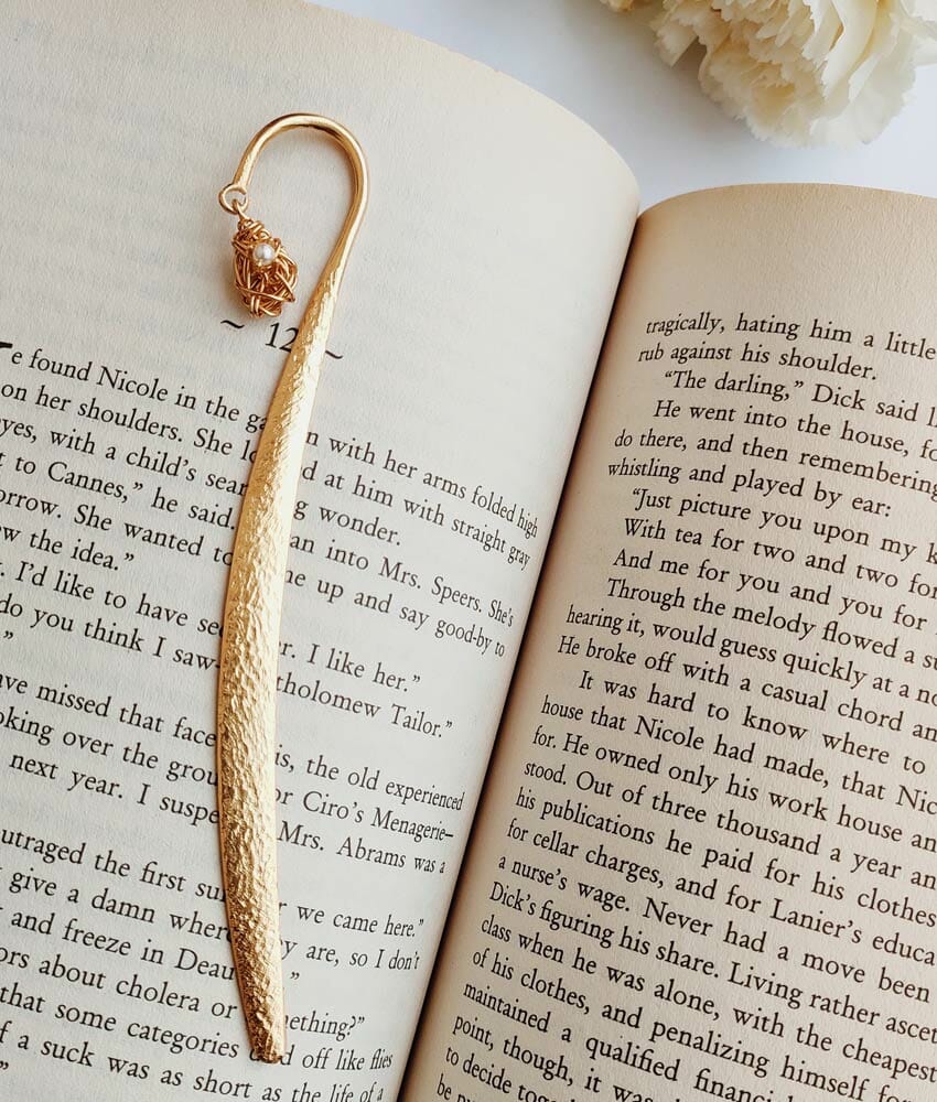 Dancing Pearl Bookmark